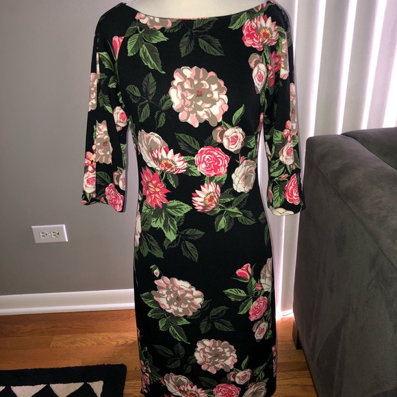 Donna Morgan Dresses & Skirts - Donna Morgan flowered dress size 4